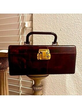VINTAGE TORTOISE LUCITE box handbag with key. Unbranded.